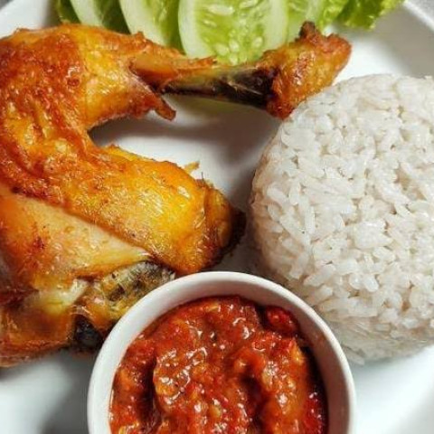 Pecel Ayam